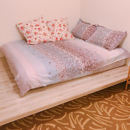 Apartamento Time Goes Fast Tainan Exterior foto
