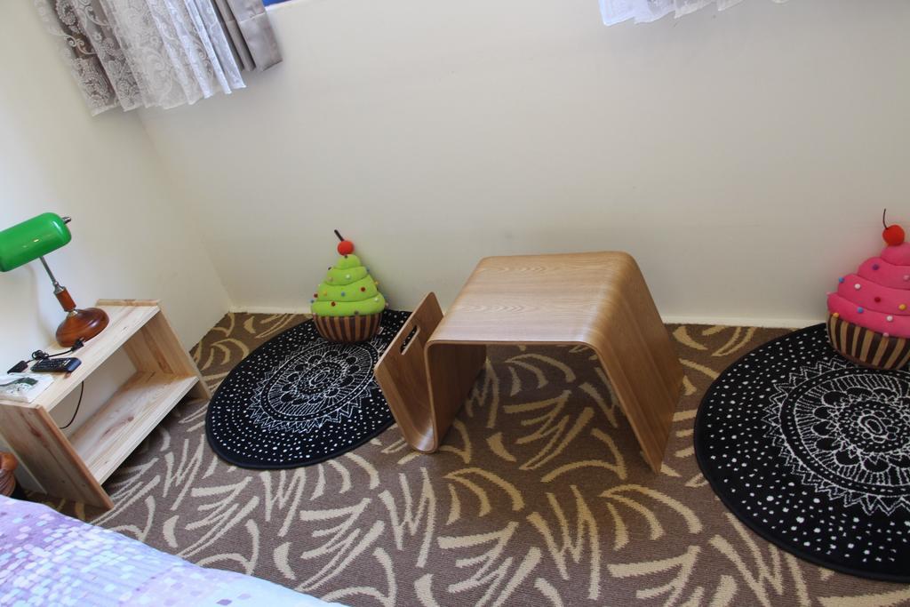 Apartamento Time Goes Fast Tainan Exterior foto