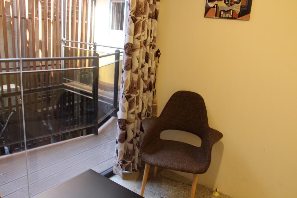 Apartamento Time Goes Fast Tainan Exterior foto