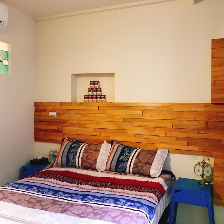 Apartamento Time Goes Fast Tainan Exterior foto