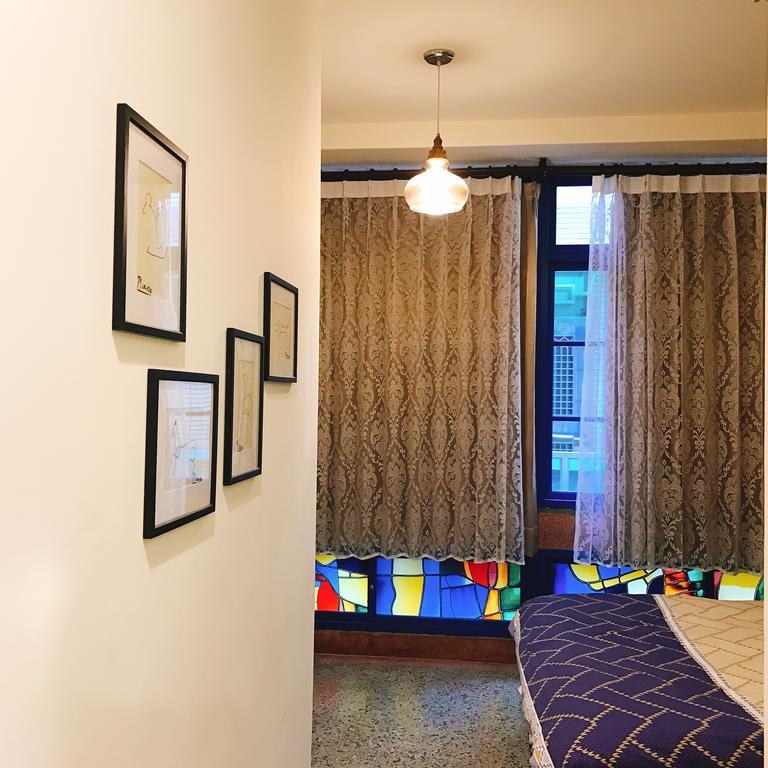 Apartamento Time Goes Fast Tainan Exterior foto